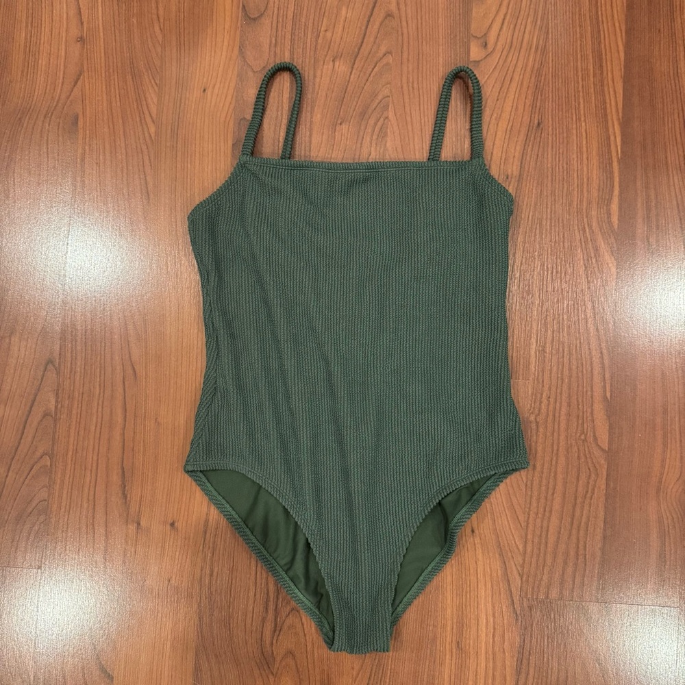 Kona Sol Women’s One Piece Swimsuit size XL